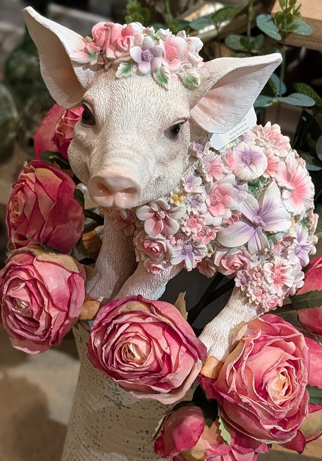 Schwein mit Büten